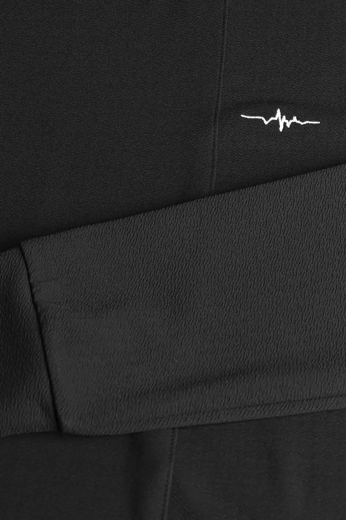 Siyah Nakış Detaylı Bisiklet Yaka Erkek Sweatshirt 396255