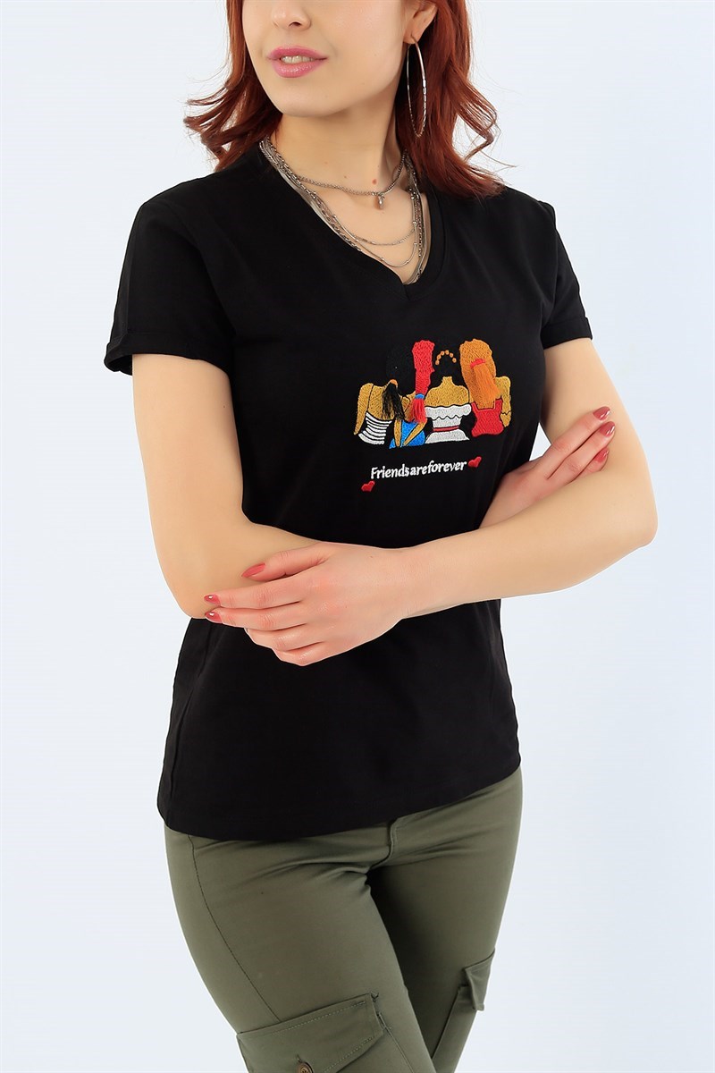 Siyah Nakış İşlemeli Bayan Tişört 31741