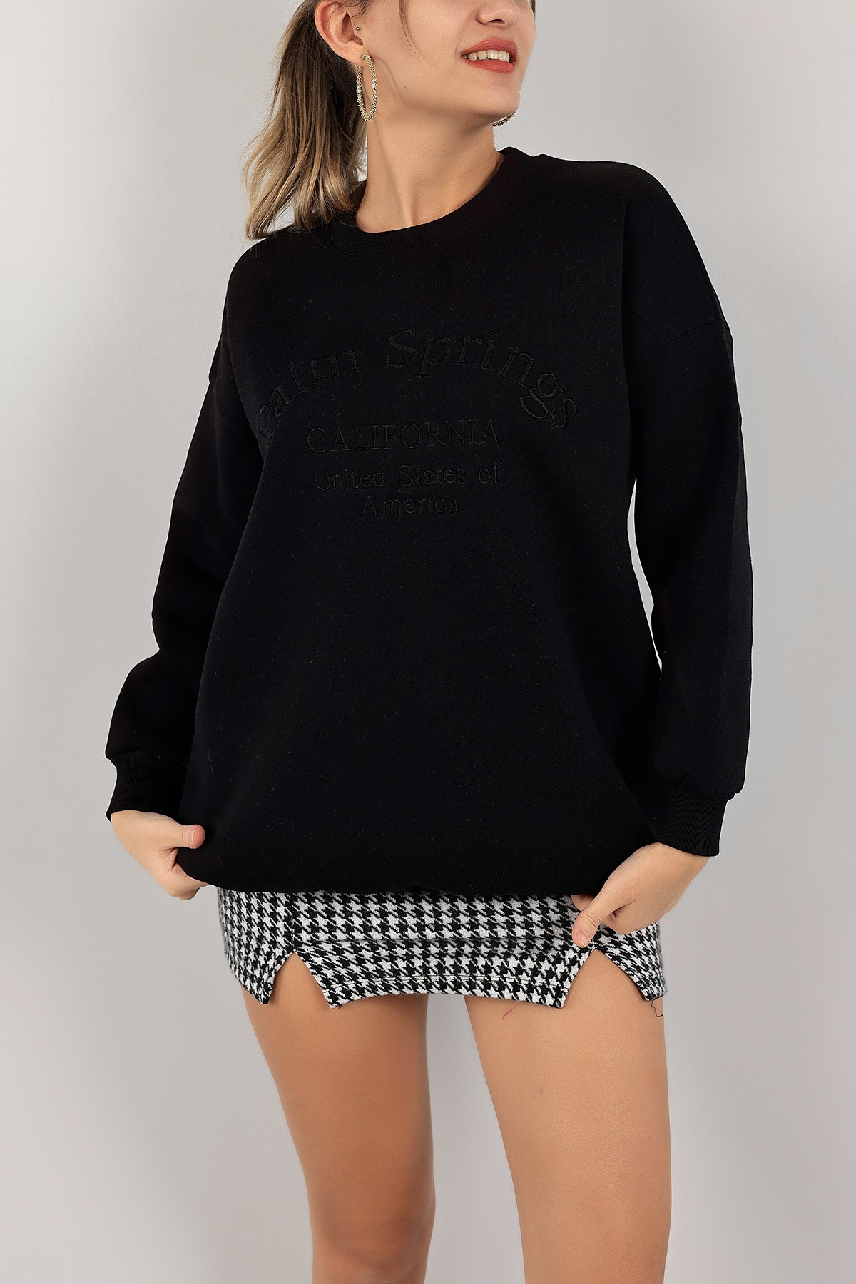Siyah Nakışlı İçi Şardonlu Bayan Sweat 142967