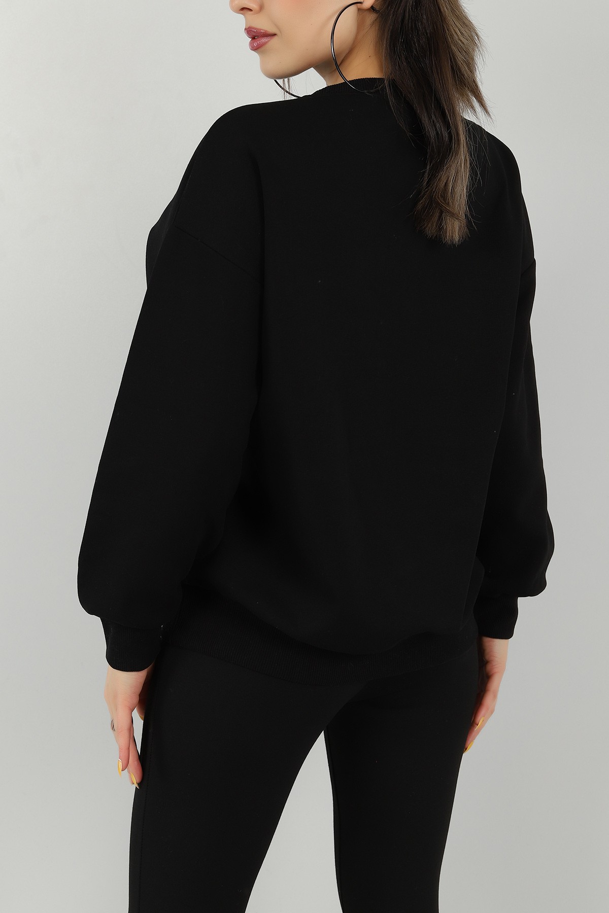 Siyah Nakışlı İçi Şardonlu Bayan Sweat 143193