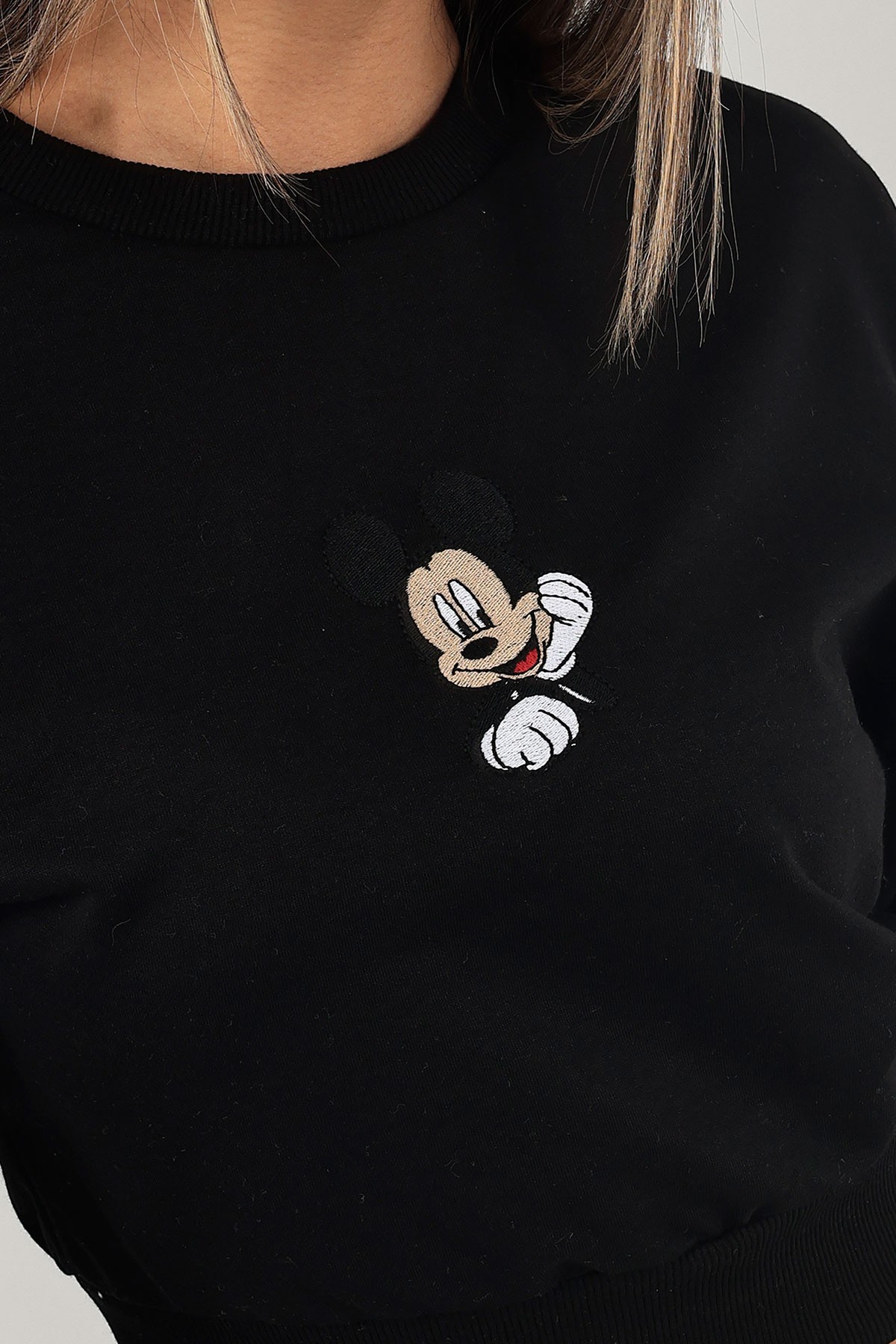 Siyah Nakışlı İki İp Sweat 132759
