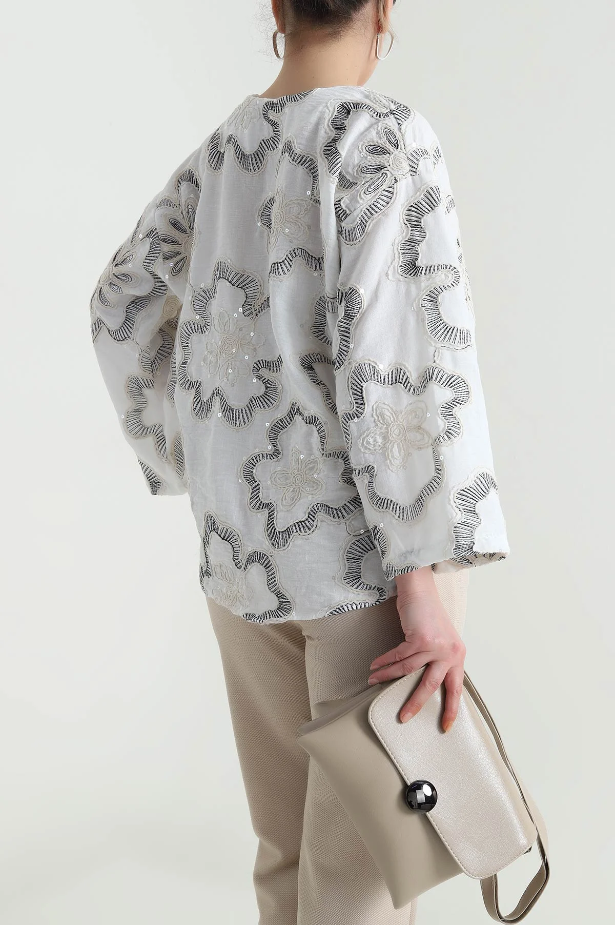 Siyah Nakışlı Pullu Müslin Kadın Kimono 461508