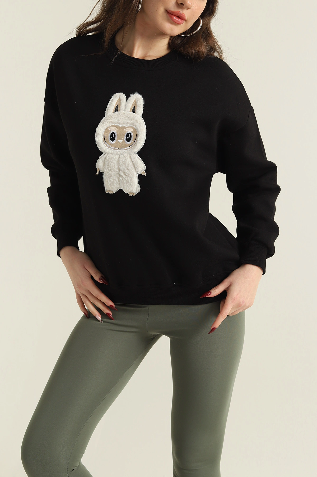 Siyah Nakışlı Şardonlu Üç İp Kadın Sweat 418344