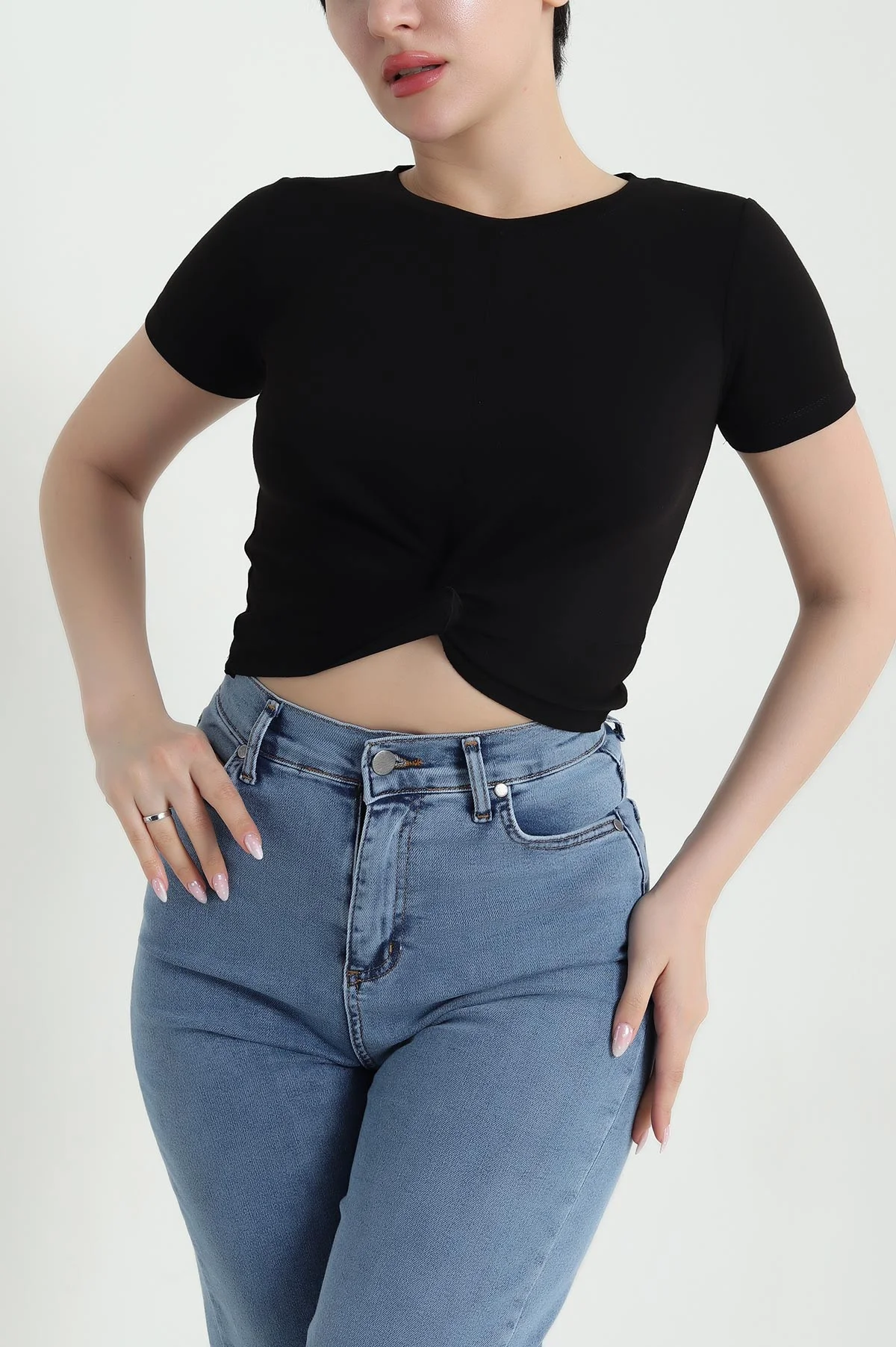 Siyah Önü Büzgülü Oysho Kadın Crop 458094