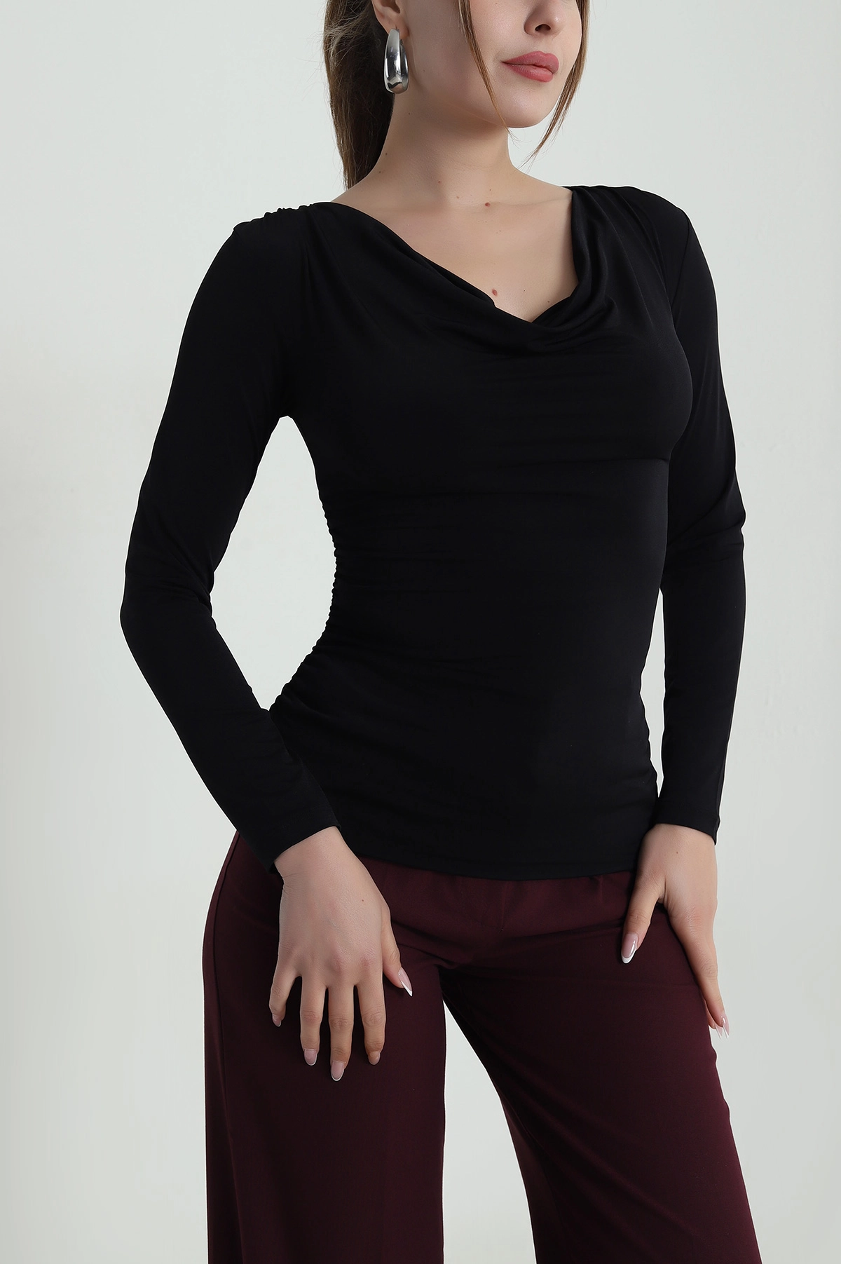 Siyah Önü Dökümlü Sandy Kadın Bluz 486970
