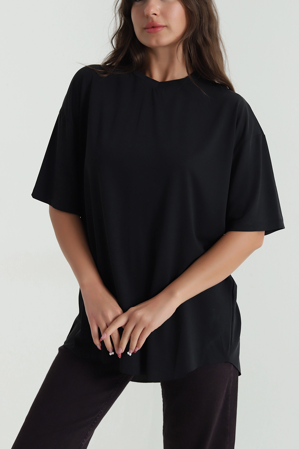 Siyah Oval Kesim Modal Kadın Tişört 472547