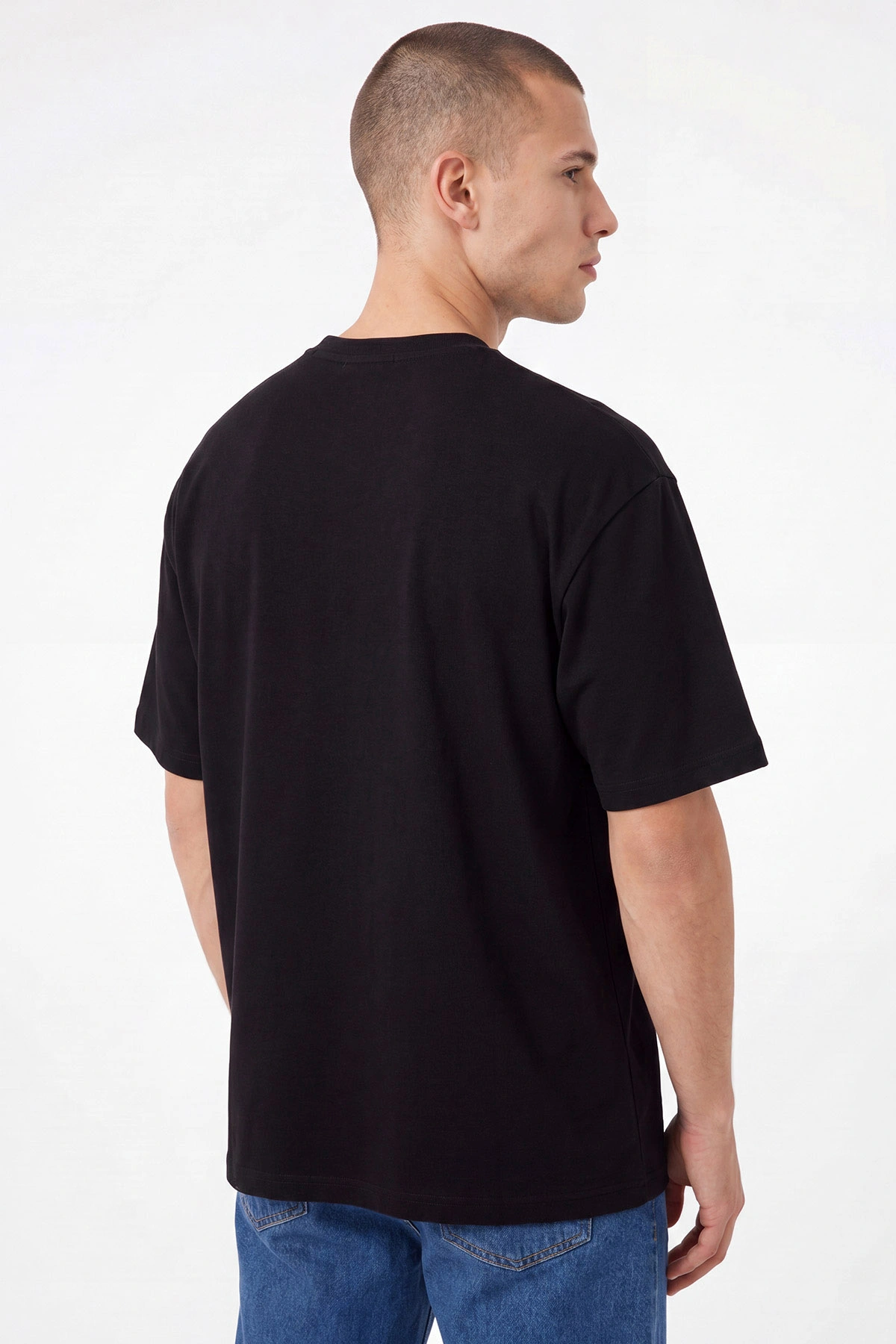 Siyah Oversize Bisiklet Yaka Yazı Detaylı Erkek Tişört 465422