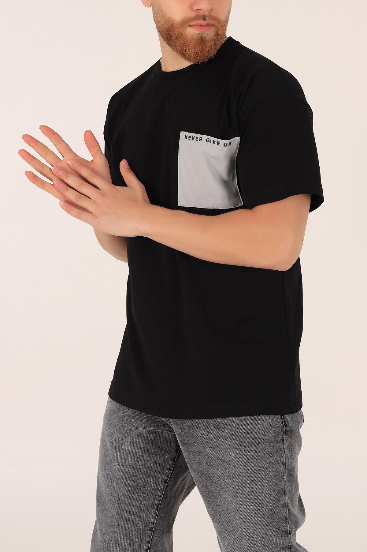 Siyah Oversize Yazı Baskılı Cep Detay 169644