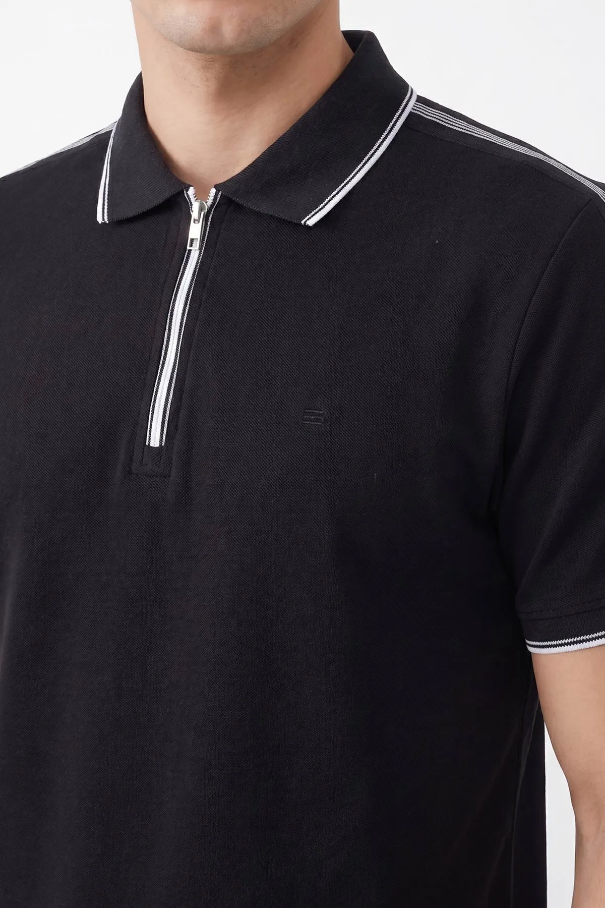 Siyah Oysho Kumaş Omuz Şeritli Fermuarlı Erkek Tişört 453826