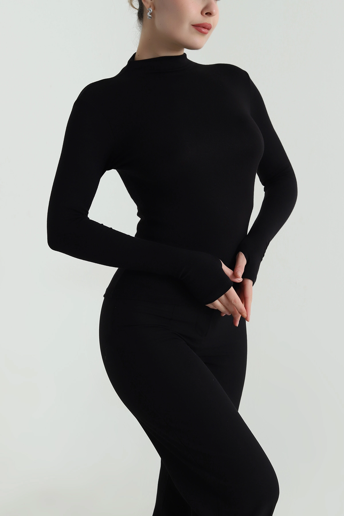 Siyah Parmak Geçmeli Buzzy Kadın Bluz 496361