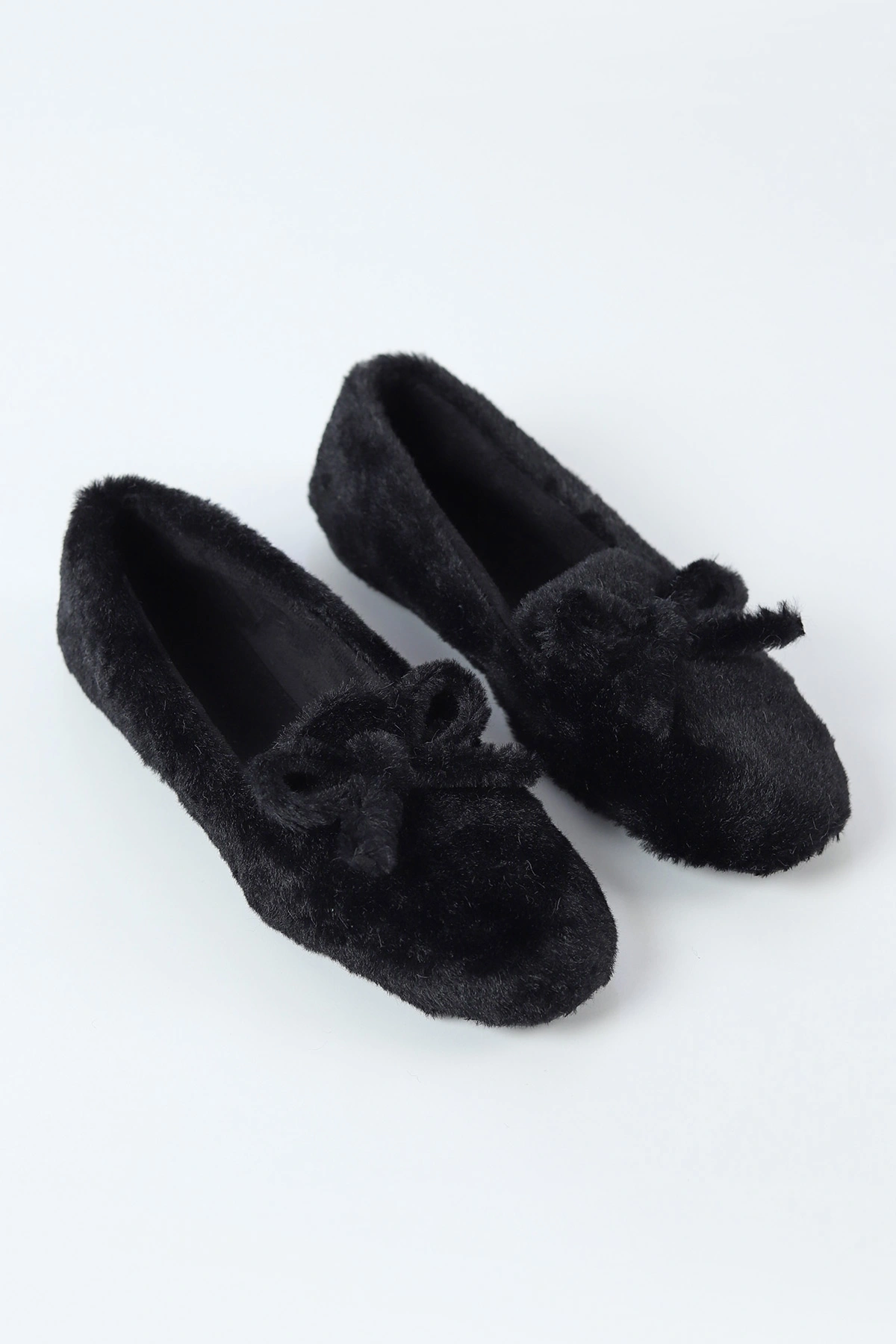 Siyah Peluş Fiyonk Detaylı Kadın Ev Babeti 491428