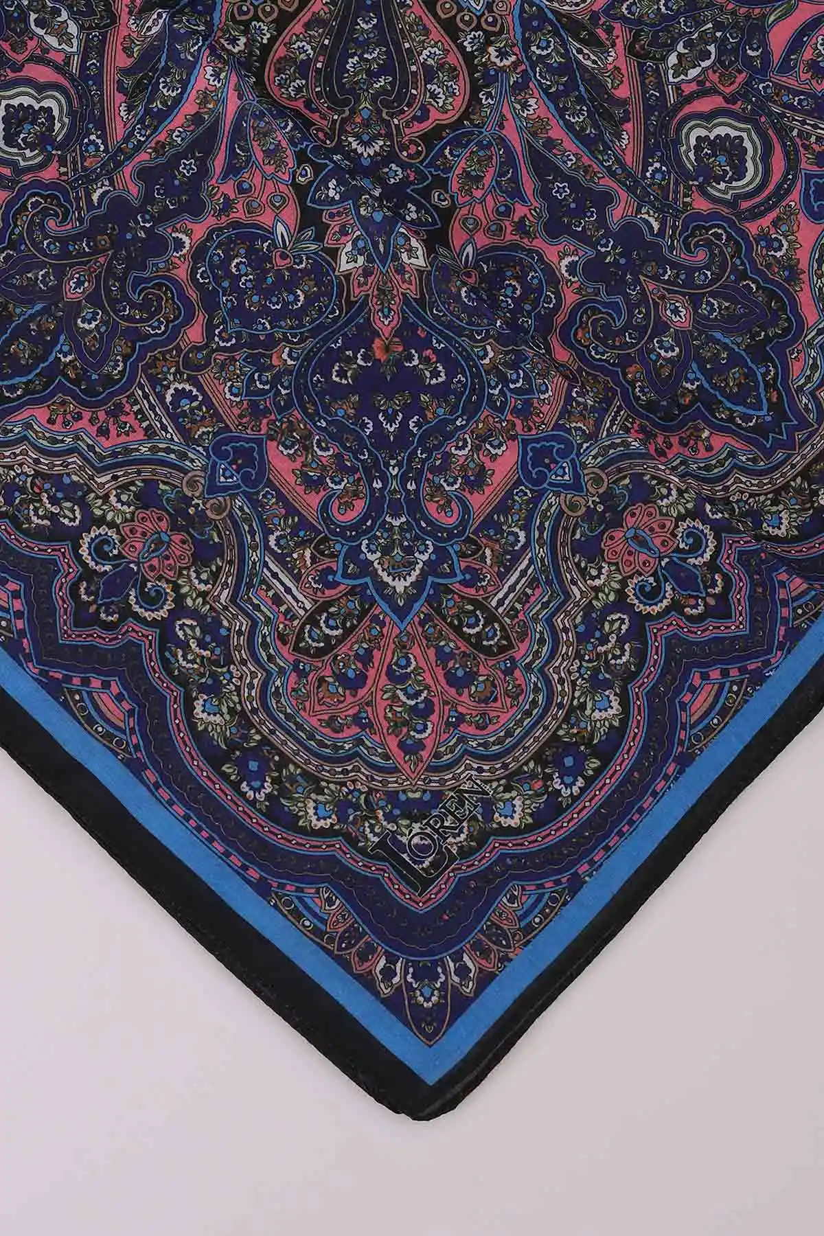 Siyah-Pembe 90x90 Cm Dijital Baskı Etnik Desenli Pamuk Eşarp 367881