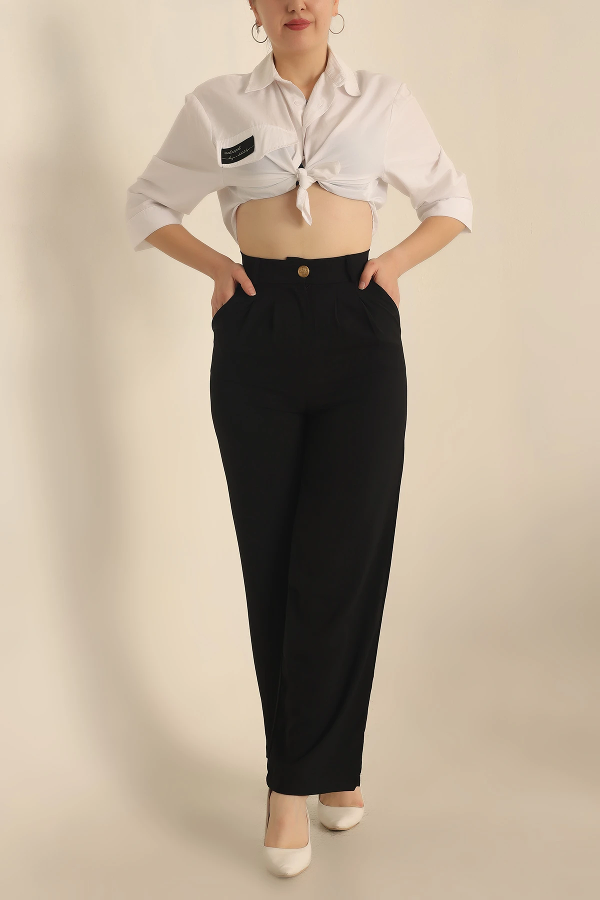 Siyah Pileli Bayan Pantalon T-196440