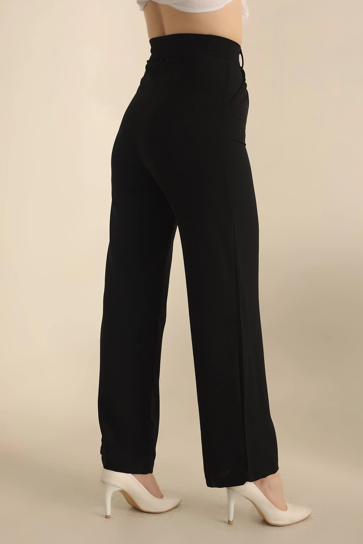 Siyah Pileli Bayan Pantalon T-196440