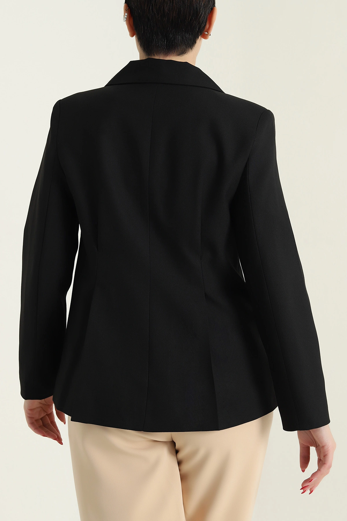 Siyah Pileli Bezayağı Blazer Kadın Ceket 431009