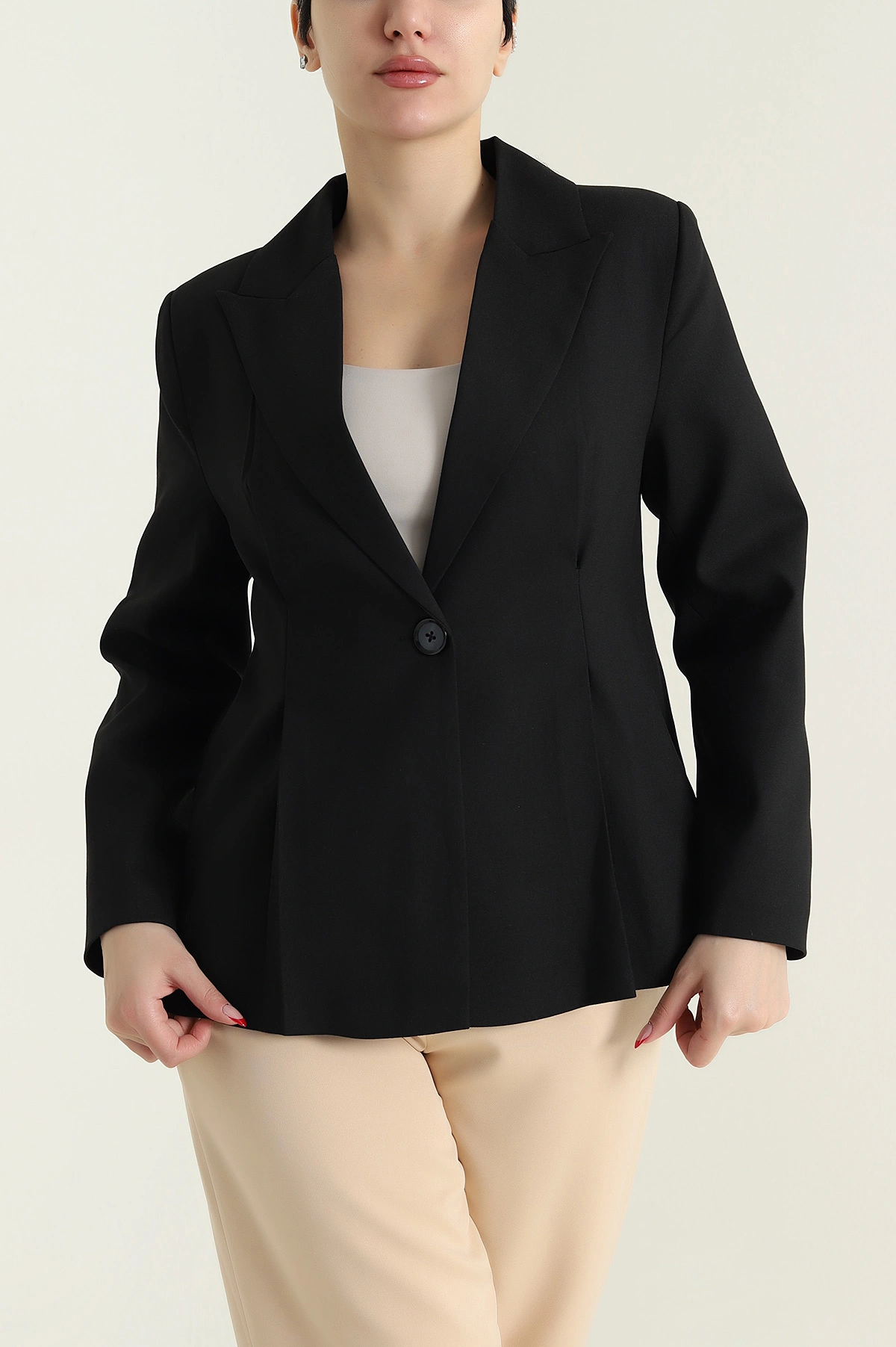 Siyah Pileli Bezayağı Blazer Kadın Ceket 431009