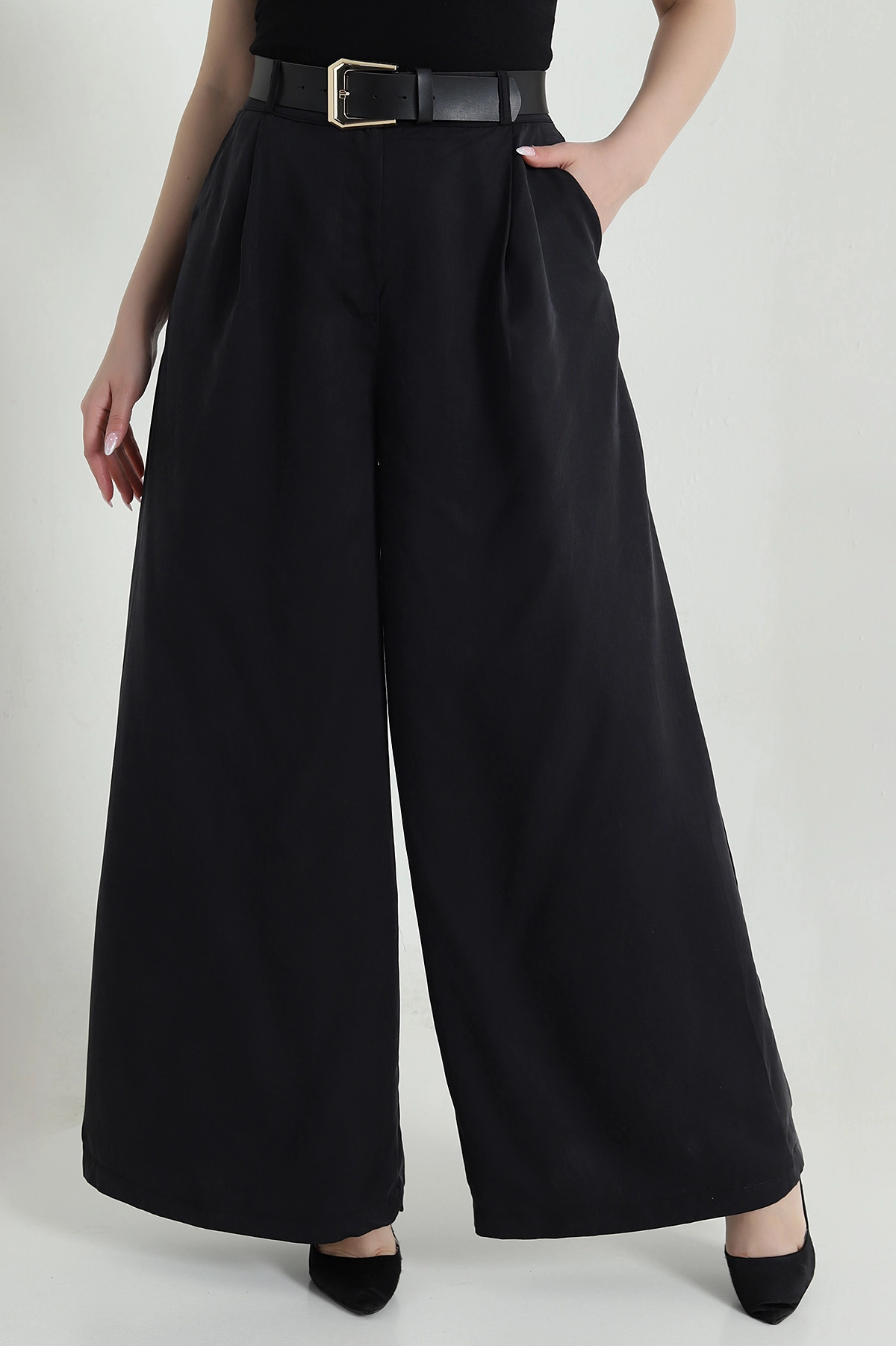 Siyah Pileli Cepli Bol Paça Tencel Kadın Pantolon 459094