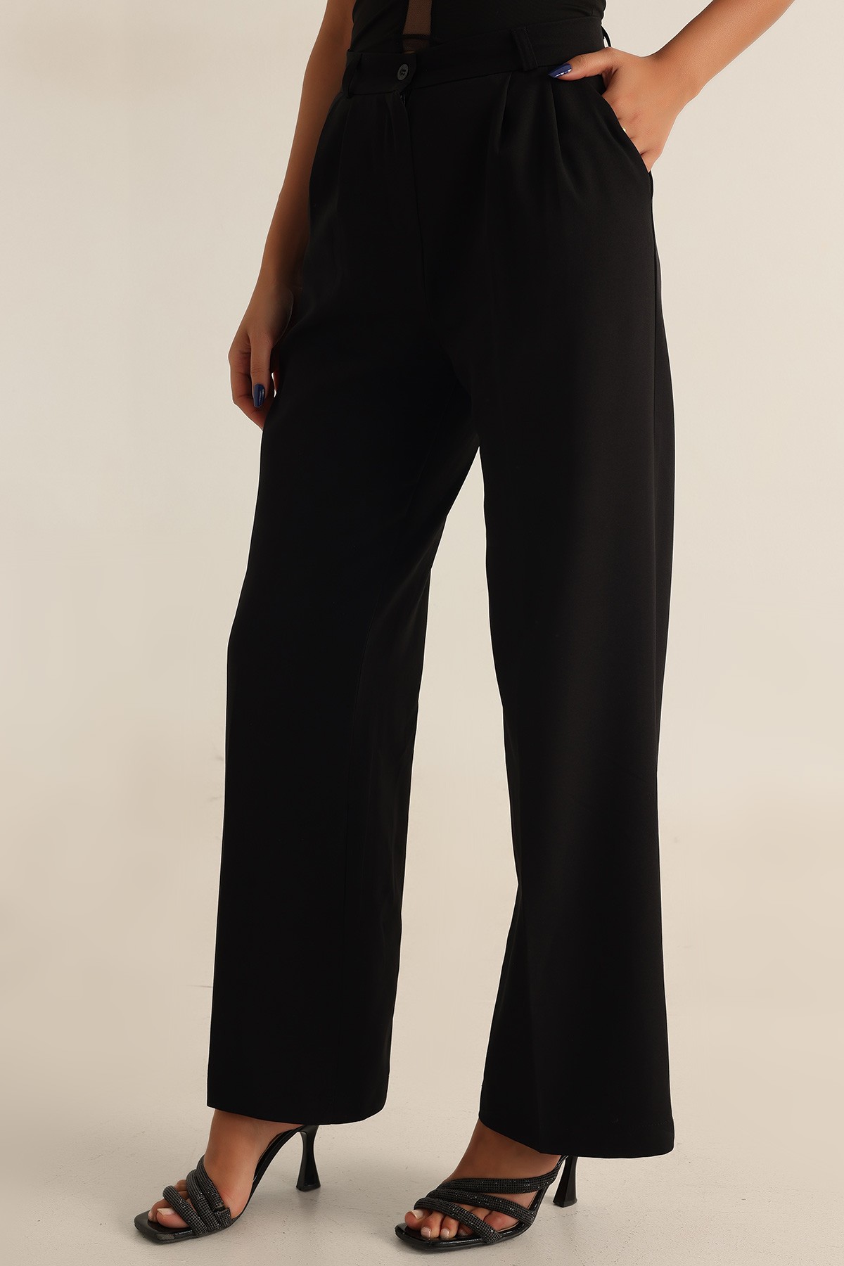 Siyah Pileli Palazzo Bayan Pantalon 196240