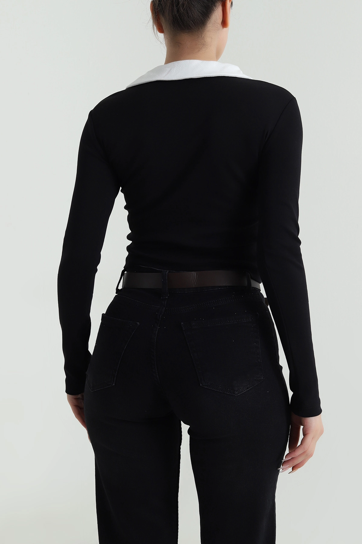 Siyah Polo Yaka Nakışlı Vortex Kadın Bluz 487207