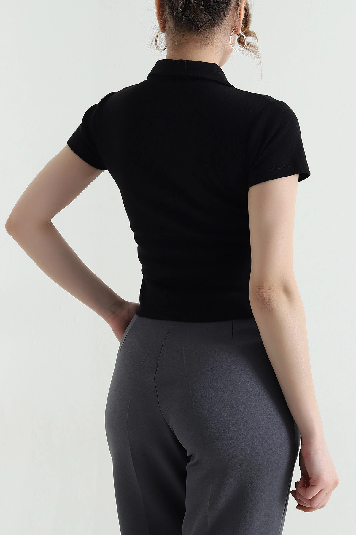 Siyah Polo Yaka Ribana Kadın Bluz 446618