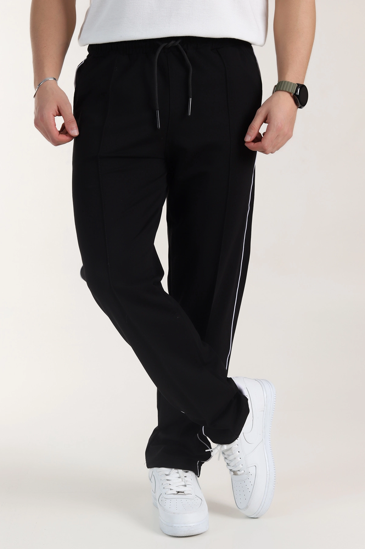 Siyah Regular Fit Çimalı Şerit Detaylı Erkek Eşofman Altı 402365