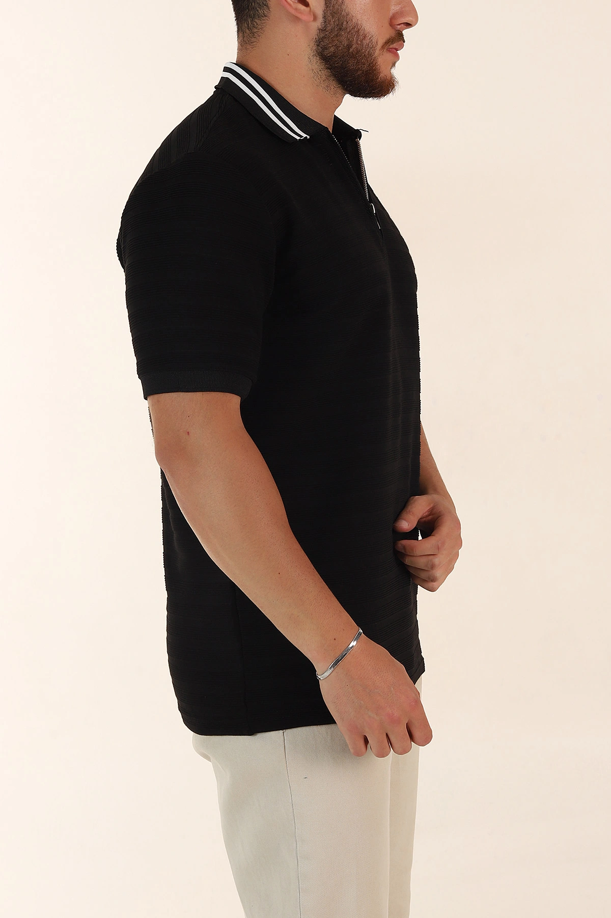 Siyah Regular Fit Çizgi Dokulu Fermuarlı Polo Yaka Erkek Triko Tişört 370052