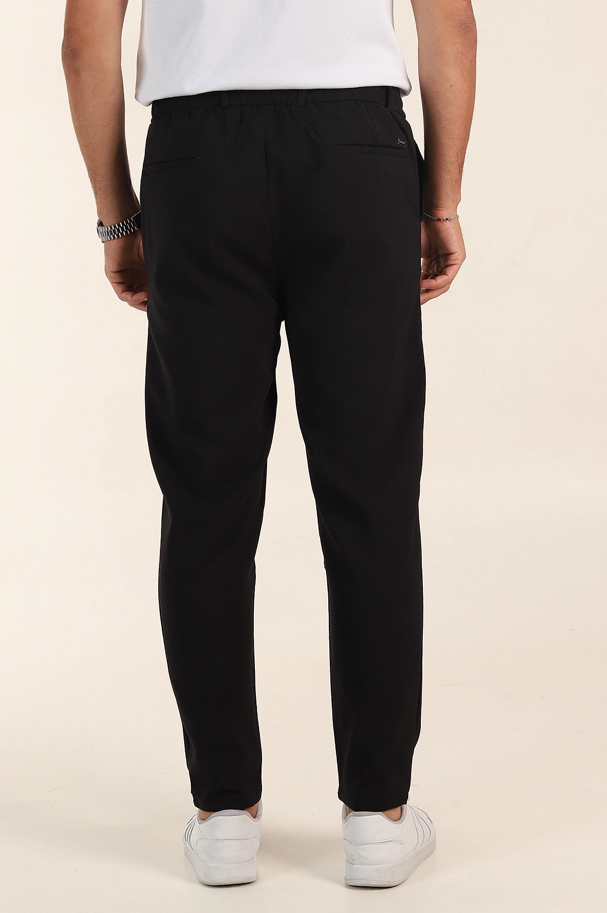 Siyah Regular Fit Dokulu Bel Lastikli Erkek Pantolon 382282