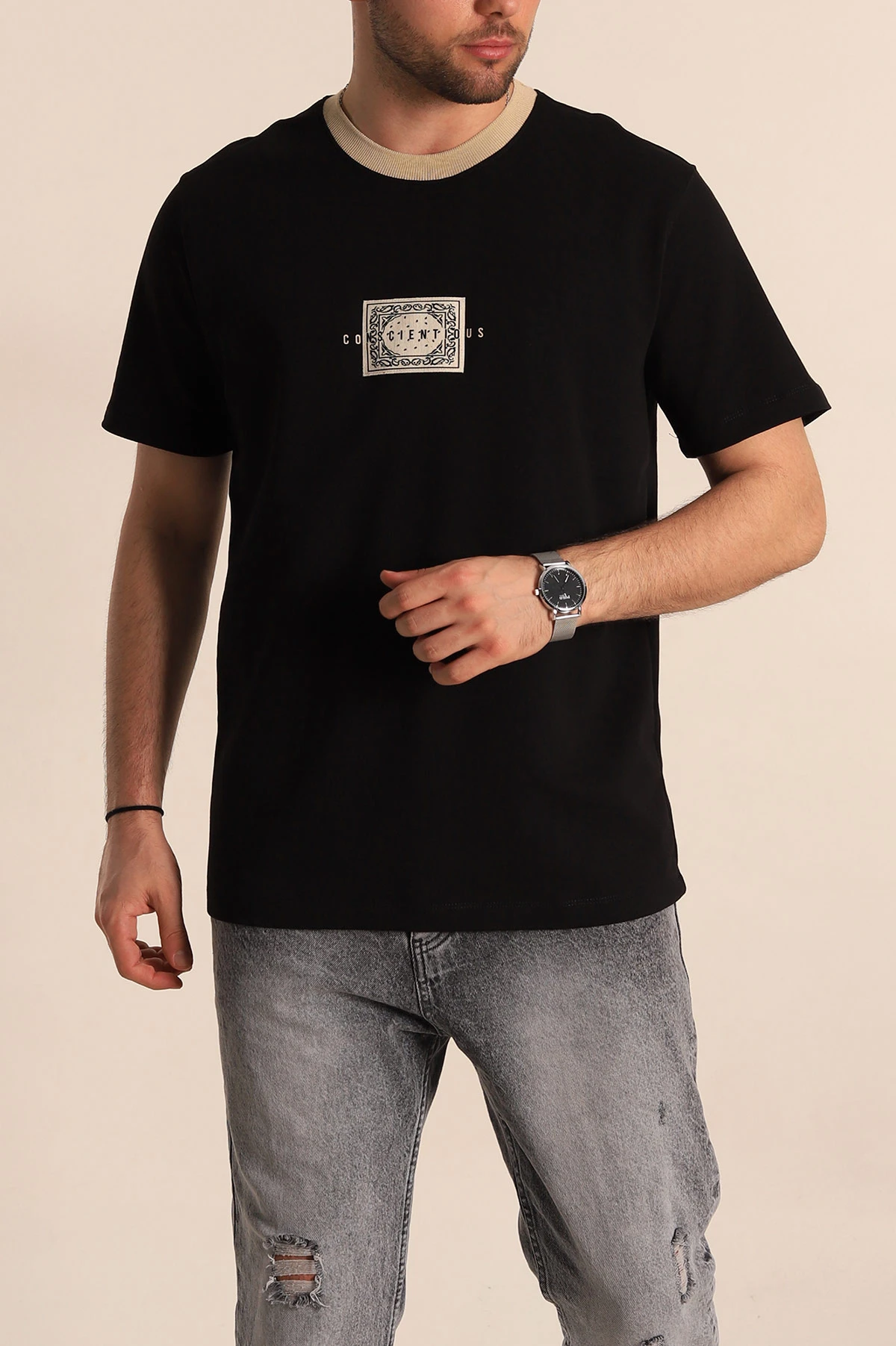 Siyah Regular Fit Göğüs Baskılı Erkek Tişört 270634