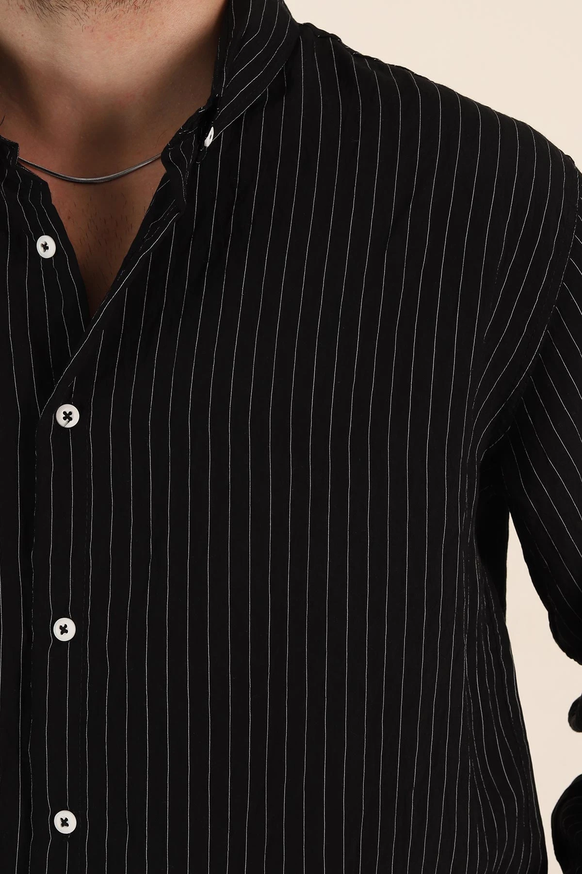 Siyah Regular Fit İnce Çizgili Uzun Kollu Erkek Gömlek 369338