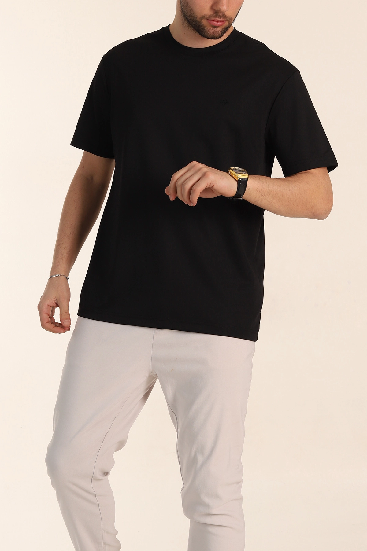 Siyah Regular Fit Nakış Logo Detaylı Basic Erkek Tişört 338452