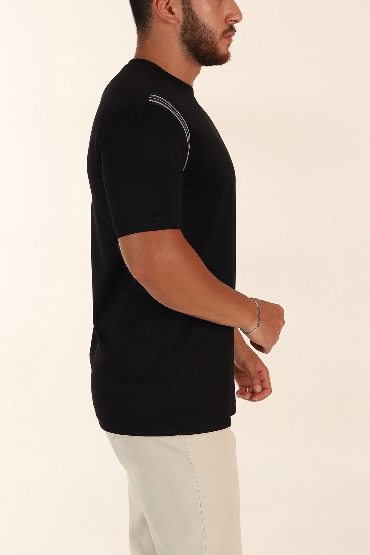 Siyah Regular Fit Omuz Şerit Detaylı Basic Erkek Tişört 338465