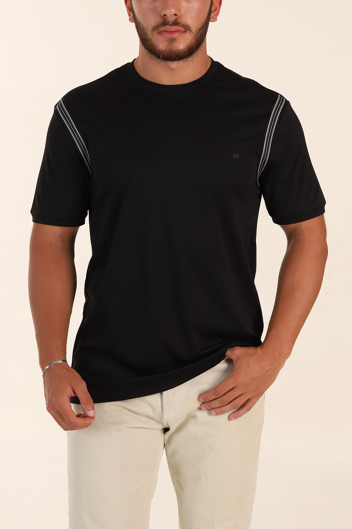 Siyah Regular Fit Omuz Şerit Detaylı Basic Erkek Tişört 338465
