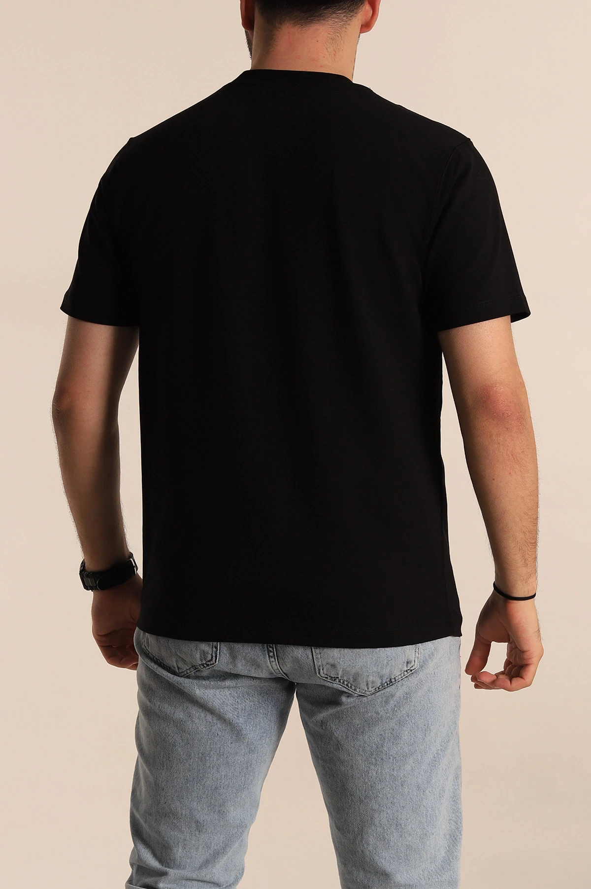 Siyah Regular Fit Plastik Baskı Detaylı Erkek Tişört 268110