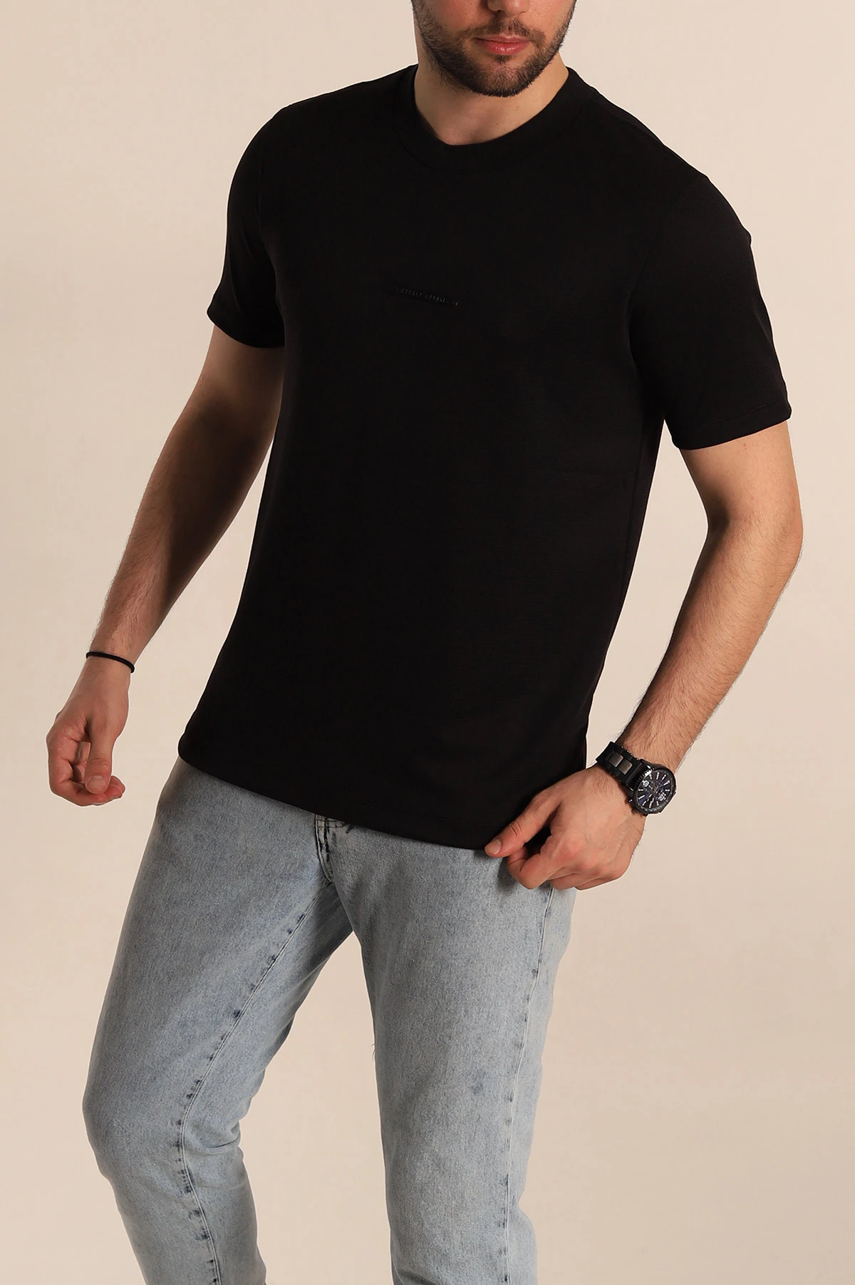 Siyah Regular Fit Plastik Baskı Detaylı Erkek Tişört 268143