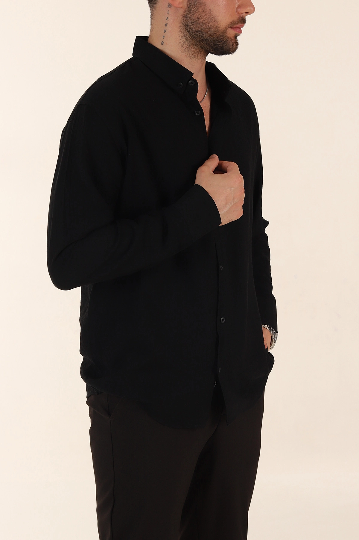 Siyah Relaxed Fit Ata Yaka Uzun Kollu Erkek Gömlek 369596