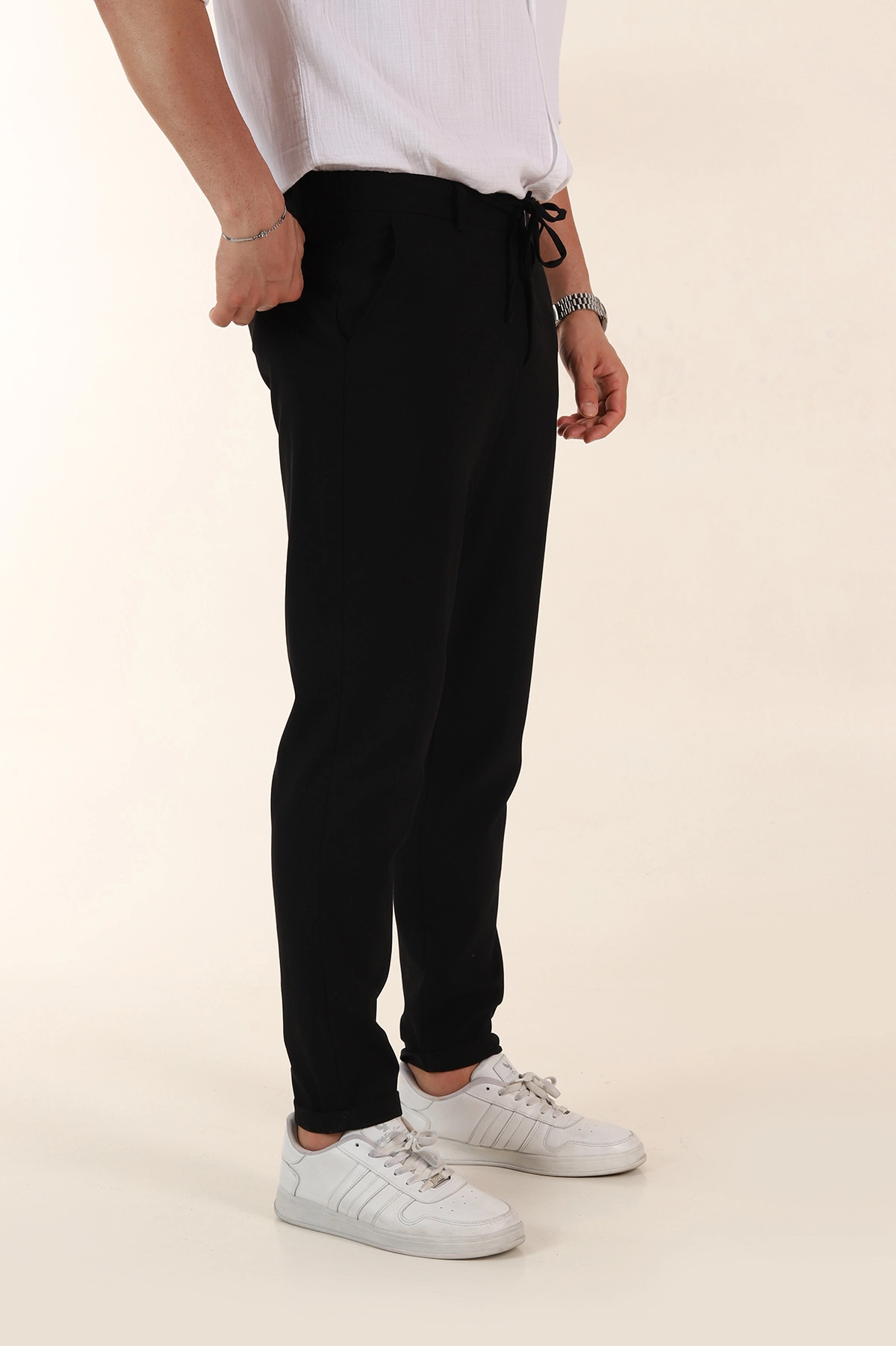 Siyah Relaxed Fit Bel Bağlamalı Duble Paça Erkek Kumaş Pantolon 368383