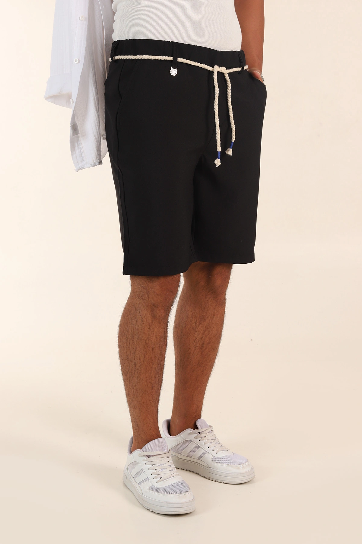 Siyah Relaxed Fit Bel Lastikli Erkek Kumaş Şort 380998