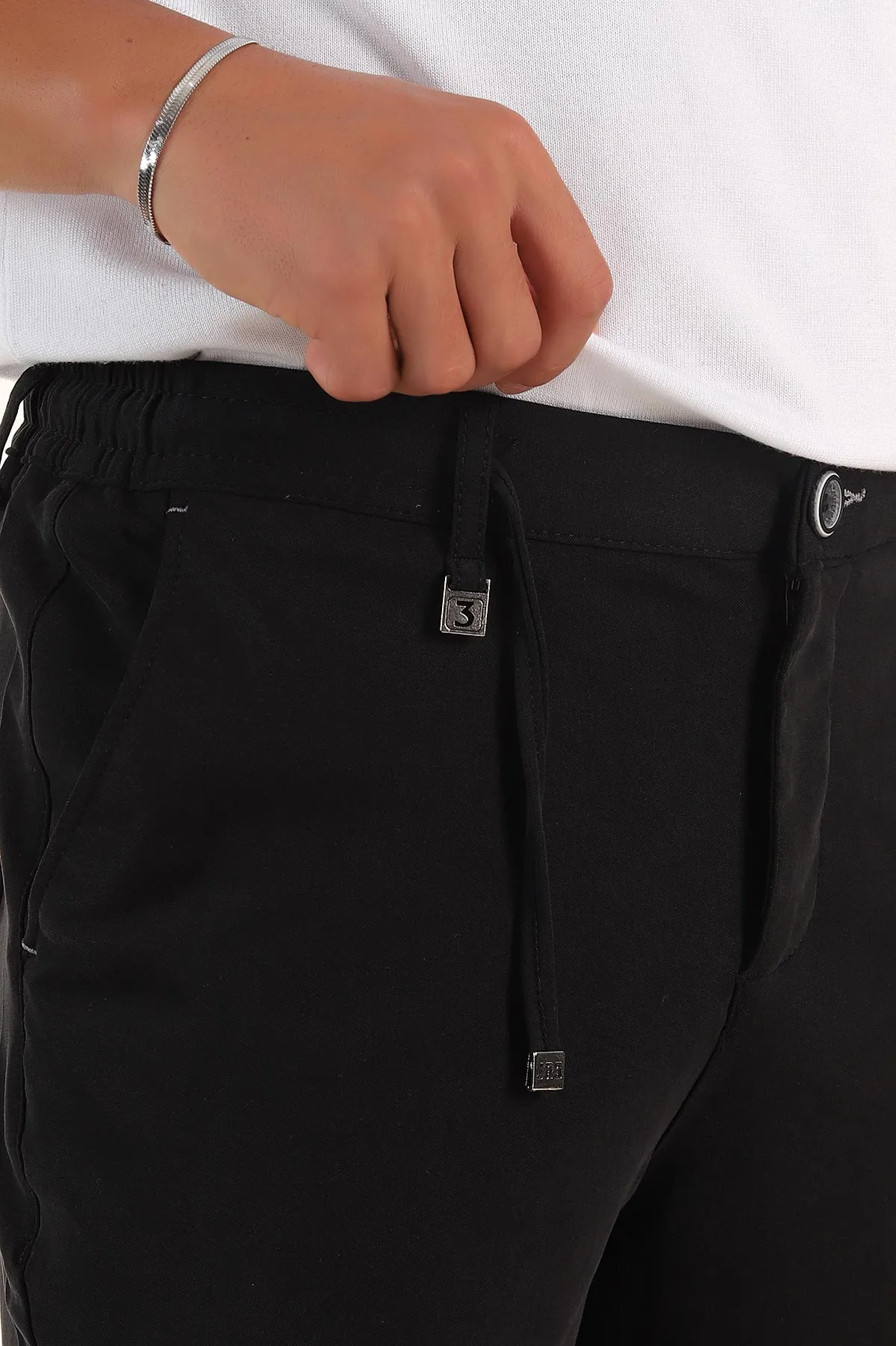 Siyah Relaxed Fit Bel Lastikli Likralı Erkek Şort 380966
