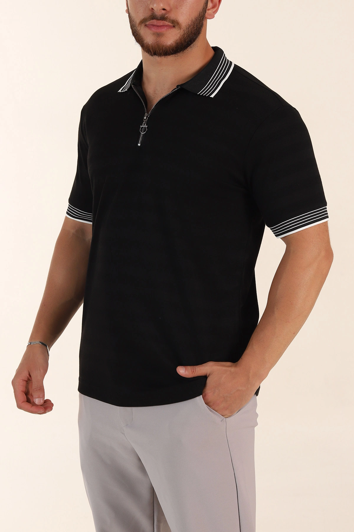 Siyah Relaxed Fit Çizgi Dokulu Fermuarlı Polo Yaka Basic Erkek Tİşört 370231