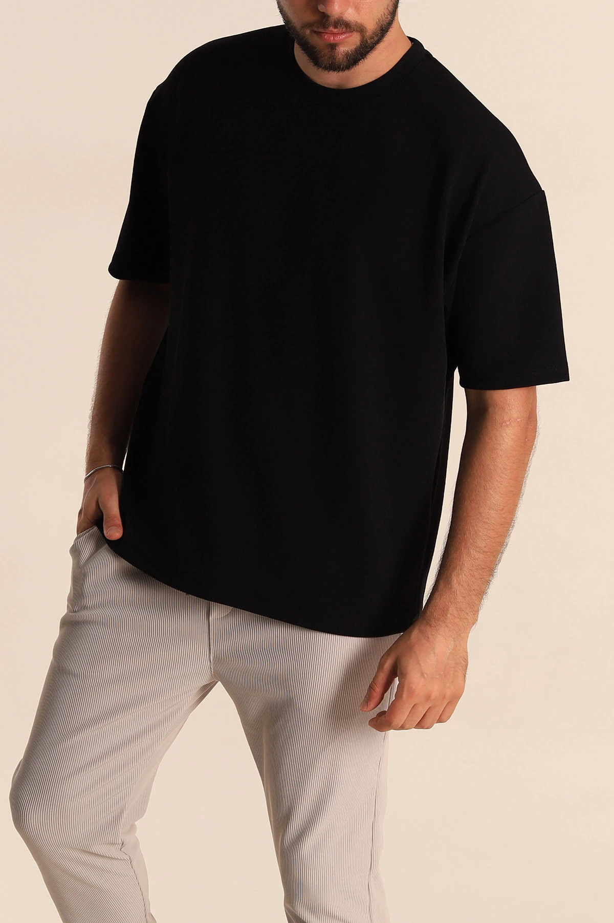 Siyah Relaxed Fit Dokulu Basic Erkek Tişört 278882