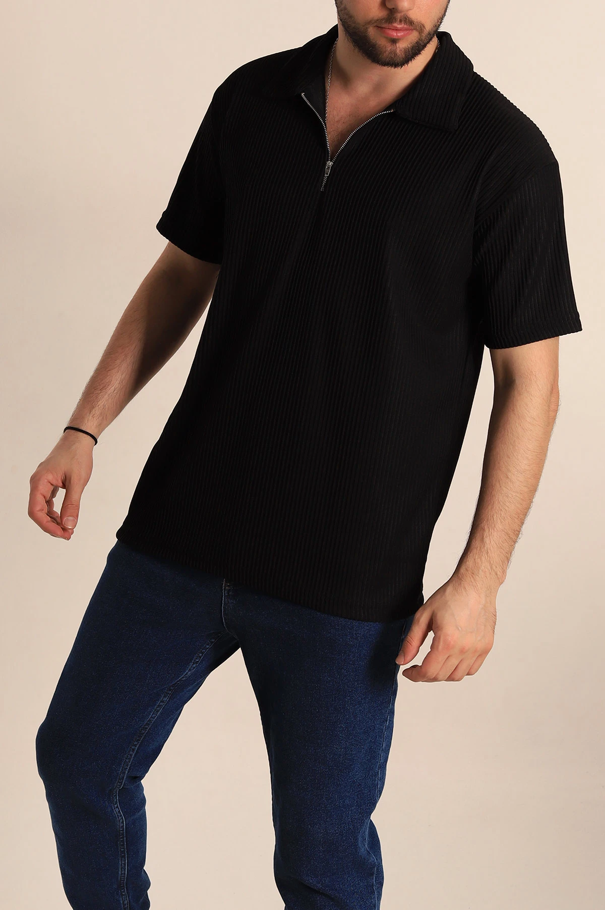 Siyah Relaxed Fit Fitilli Dokulu Jakarlı Fermuarlı Polo Yaka Erkek Tişört 270752