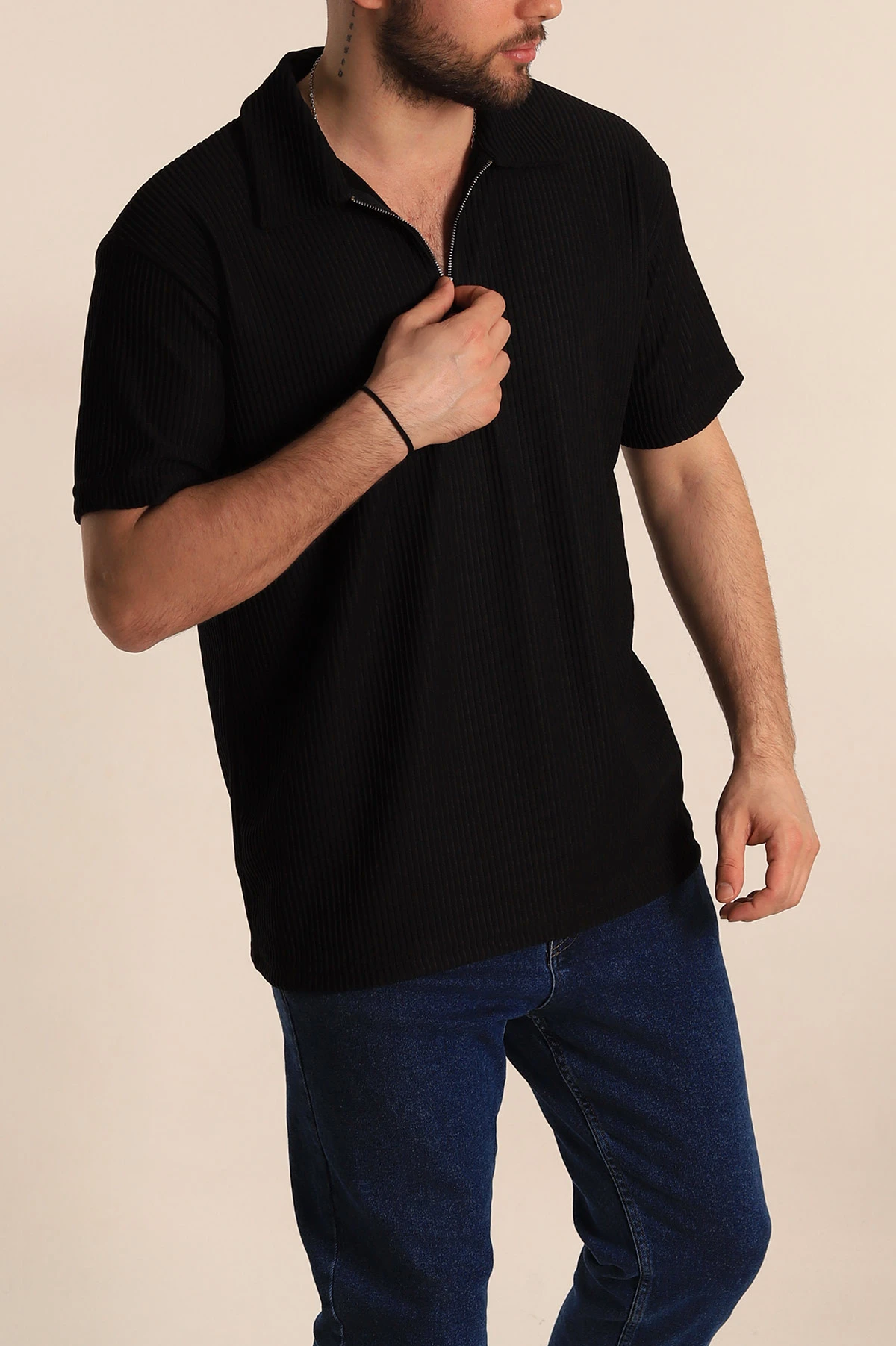Siyah Relaxed Fit Fitilli Dokulu Jakarlı Fermuarlı Polo Yaka Erkek Tişört 270752