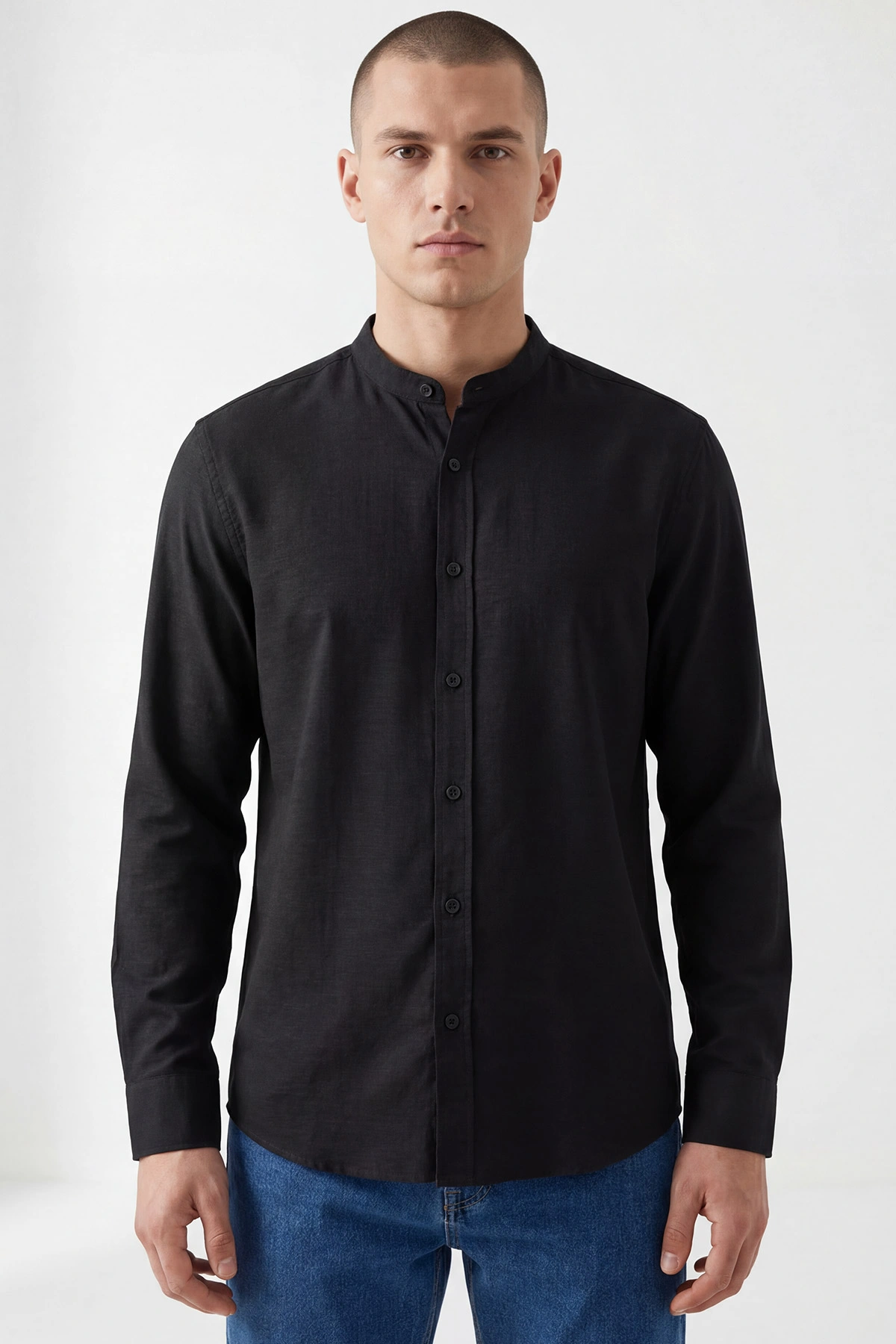 Siyah Relaxed Fit Hakim Yaka Uzun Kollu Erkek Gömlek 445642