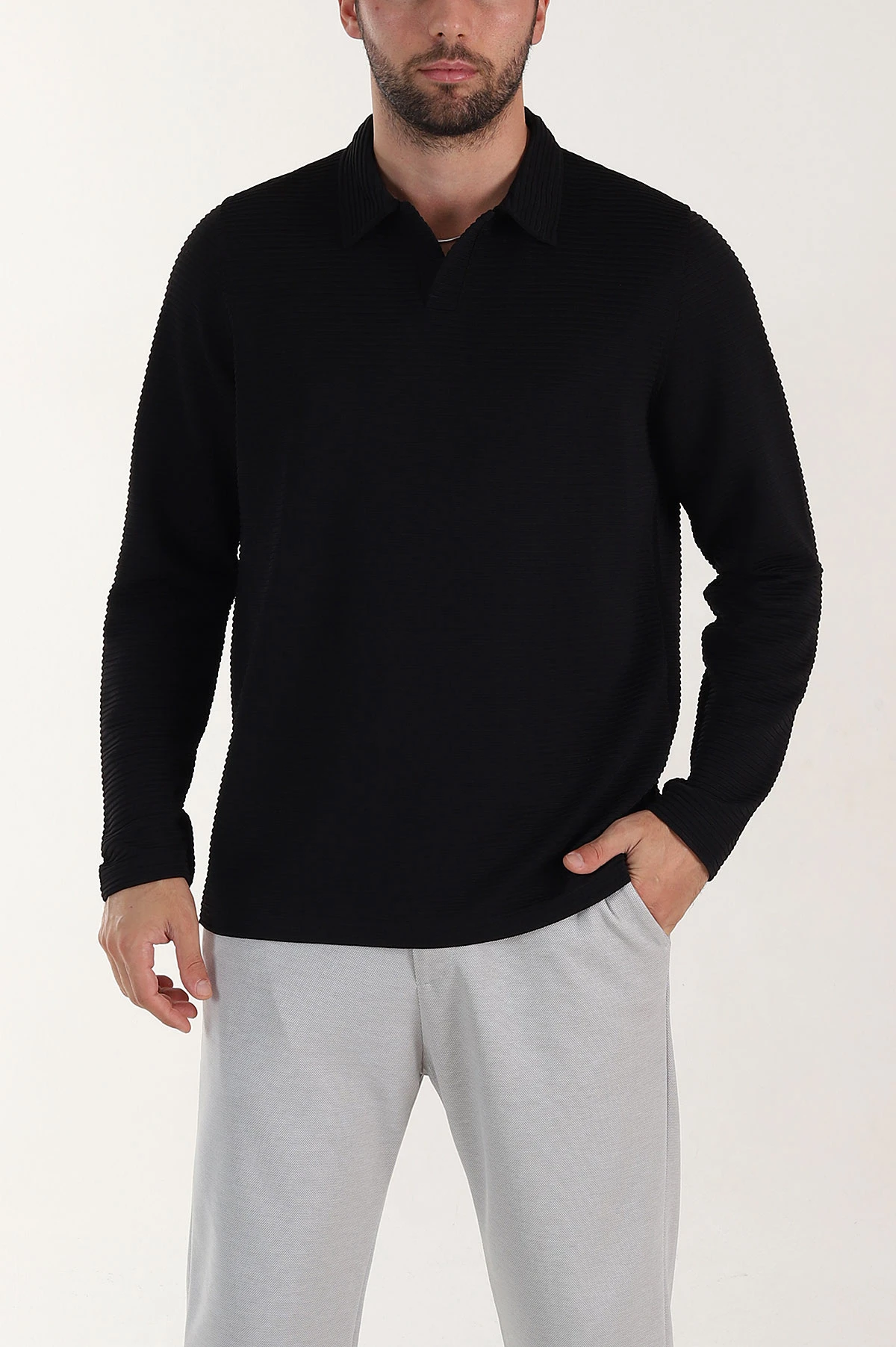Siyah Relaxed Fit Jakarlı Kumaş Kalın Fitilli Polo Yaka Sweatshirt 399553