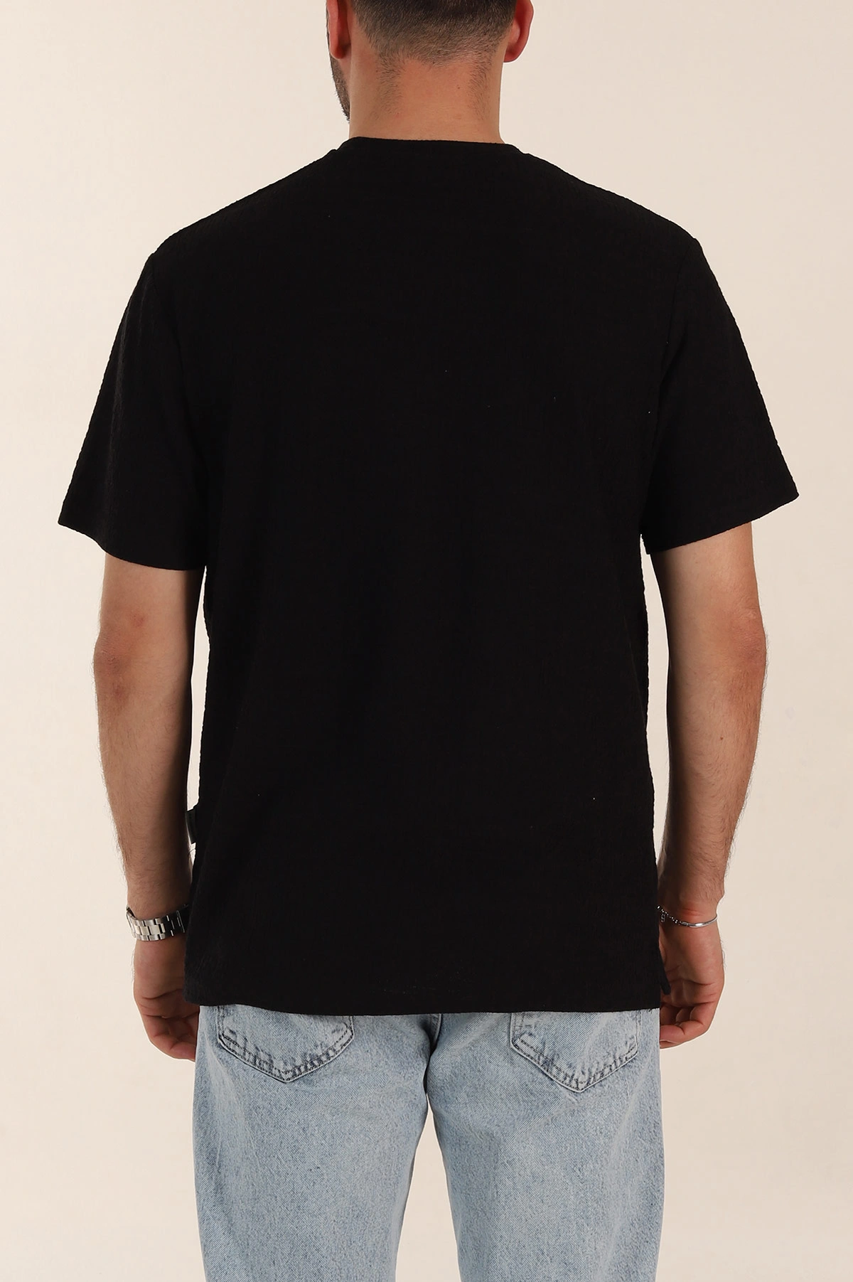 Siyah Relaxed Fit Kabartma Desenli Basic Erkek Tişört 358106