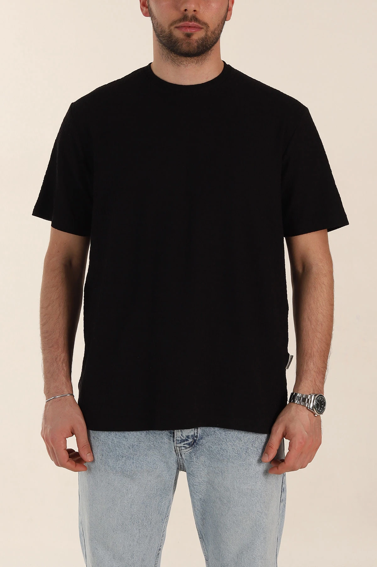Siyah Relaxed Fit Kabartma Desenli Basic Erkek Tişört 358106