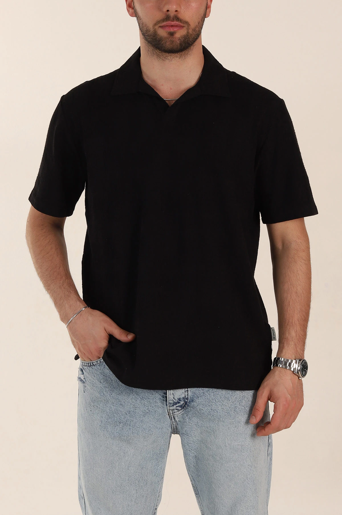 Siyah Relaxed Fit Kabartma Desenli Patlı Polo Yaka Erkek Tişört 358098