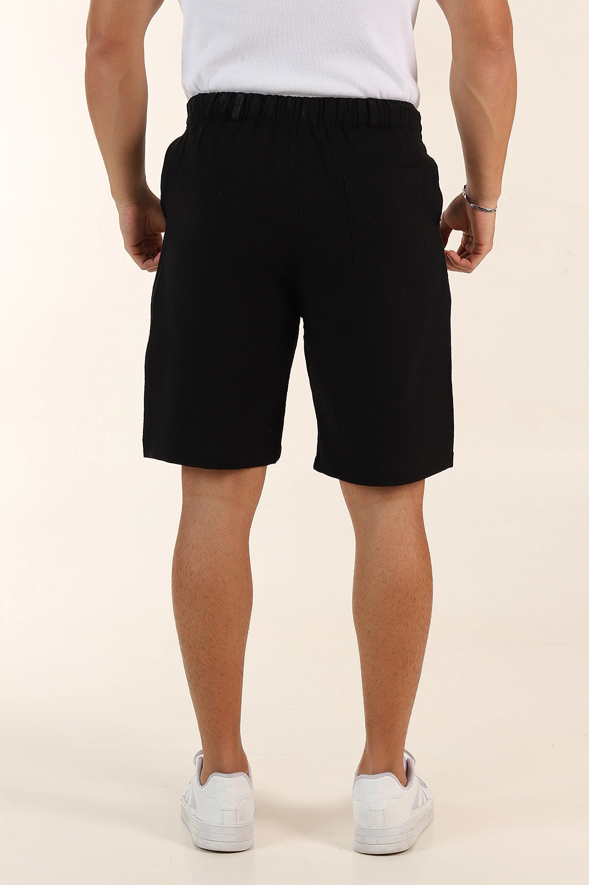 Siyah Relaxed Fit Müslin Keten Bel Arkası Lastikli Erkek Şort 386176