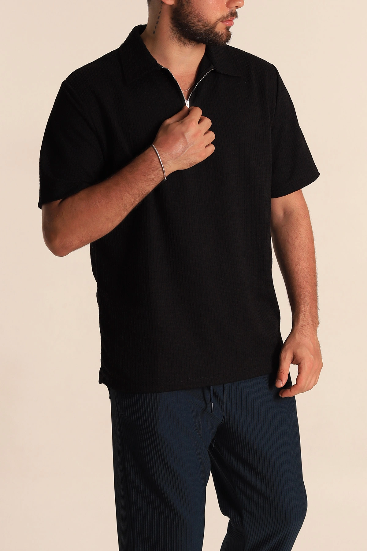 Siyah Relaxed Fit Petek Dokulu Fermuarlı Polo Yaka Erkek Tişört 278873