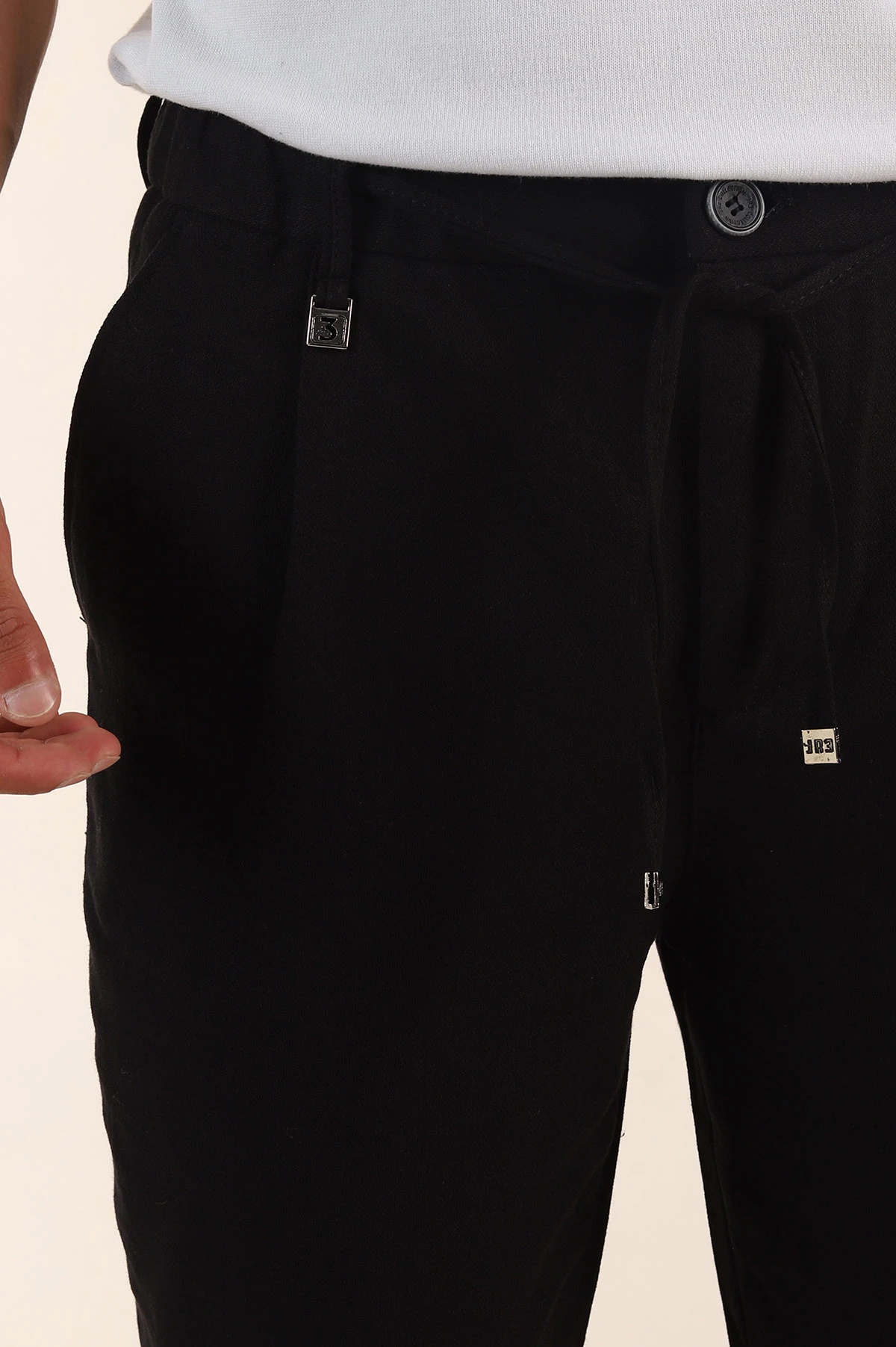 Siyah Relaxed Fit Pile Detaylı Bel Arkası Lastikli Erkek Pantolon 380901